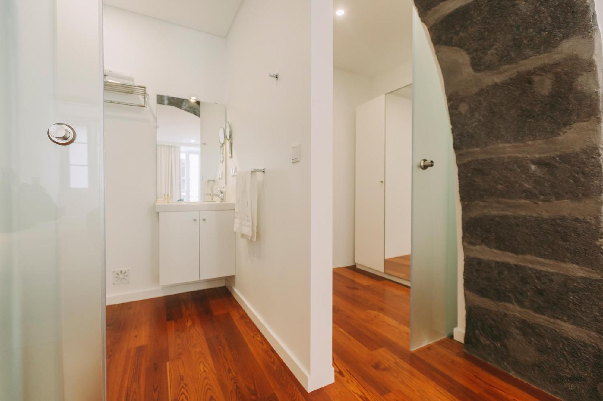 Azores Inn - Family Suites Ponta Delgada الغرفة الصورة